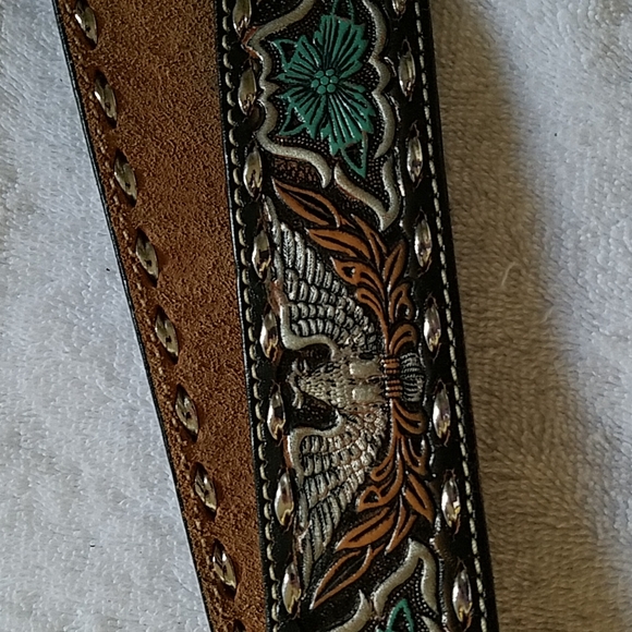 Beautiful Custom Made Leather Belt with Sterling Silver Plated Buckle - Picture 5 of 5